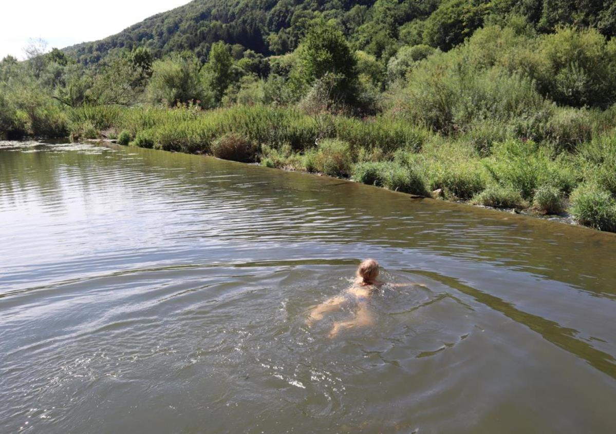 Freistehendes Ferienhaus Renkenmühle näher kann man am Wasser nicht wohnen Eberbach  Exterior foto